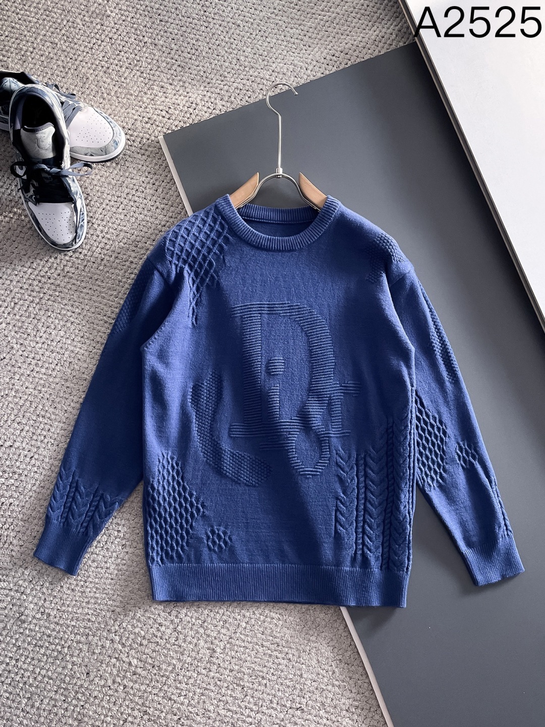 ディオール「Dior」秋冬ウールの丸ネックニットセーター