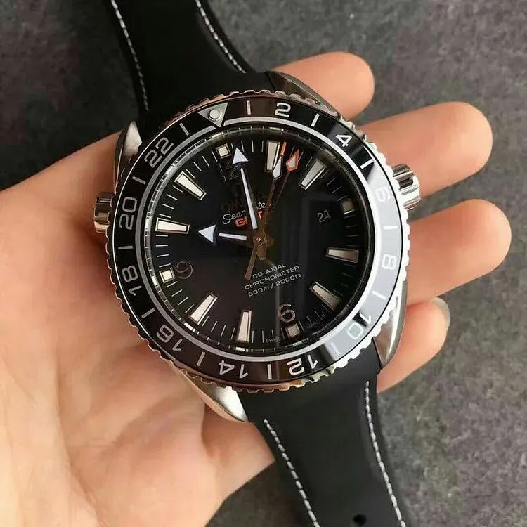 オメガ「Omega」シーマスター プラネットオーシャン 44mm メンズウォッチ