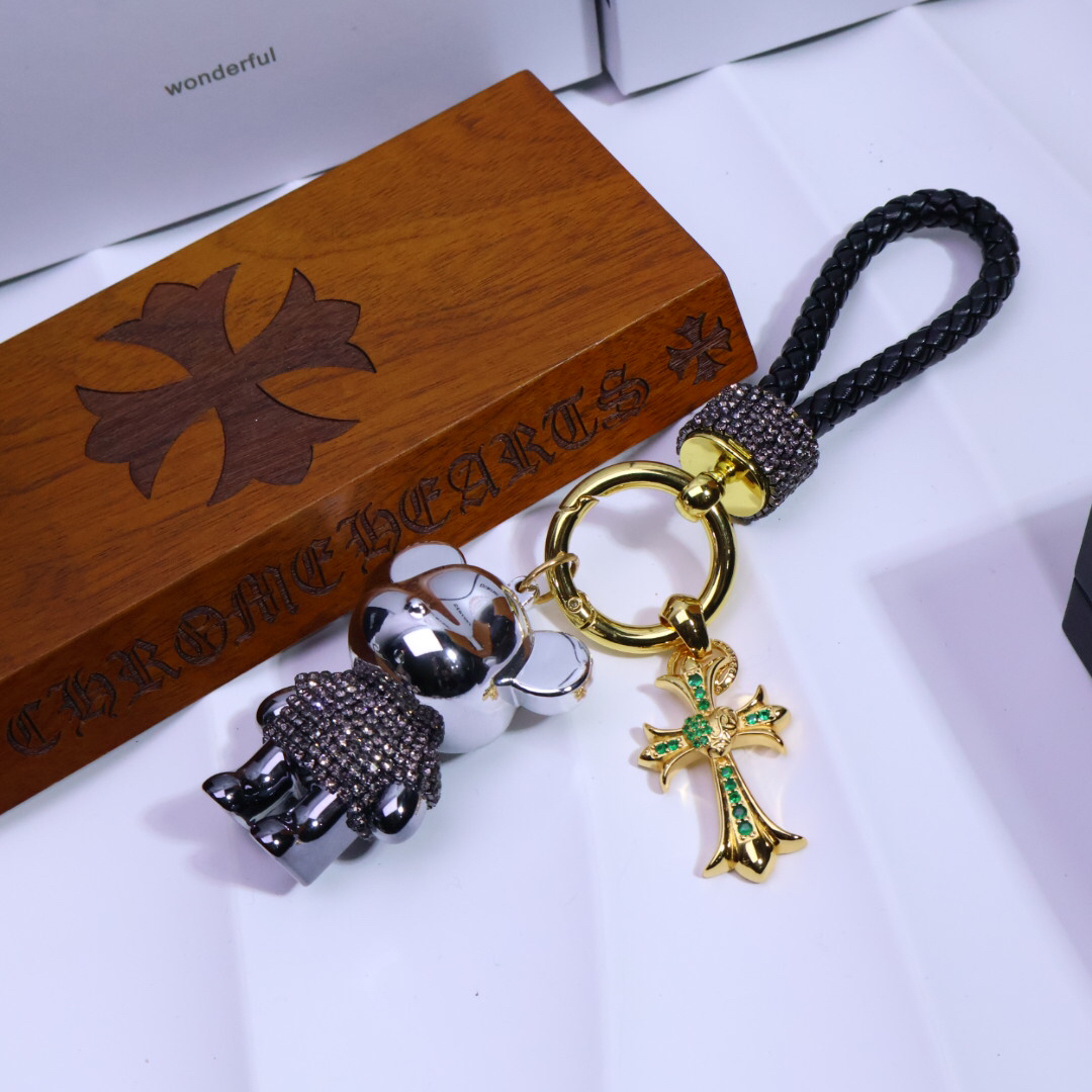 クロムハーツ「Chrome Hearts」キーホルダー＆バッグチャーム - トレンドシンボル