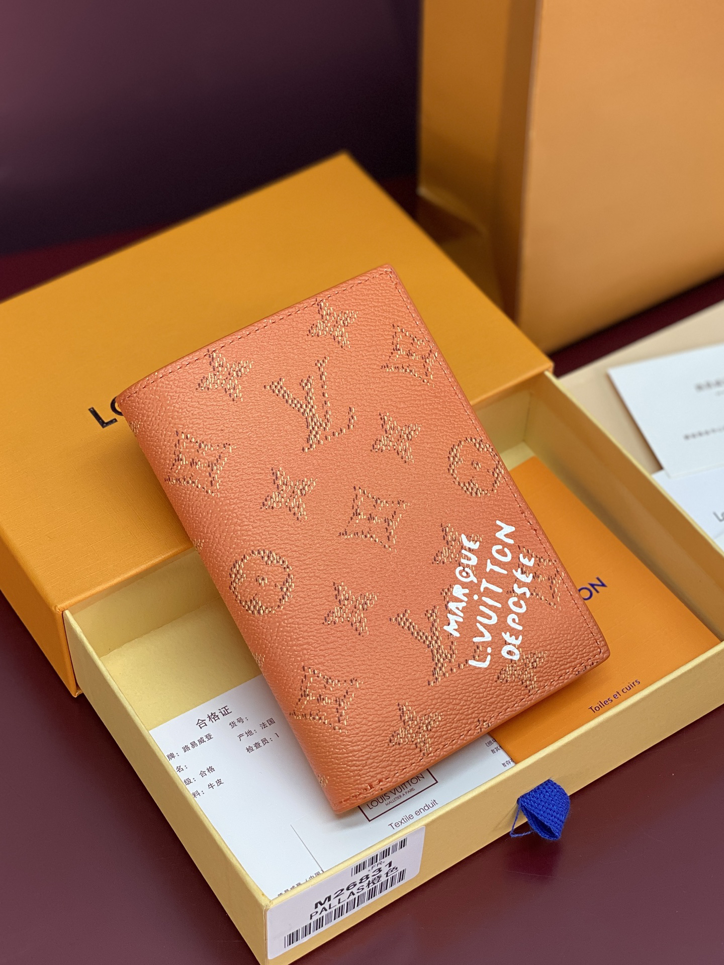 ルイ・ヴィトン パスポートカバー クーヴェルテュール･パスポール