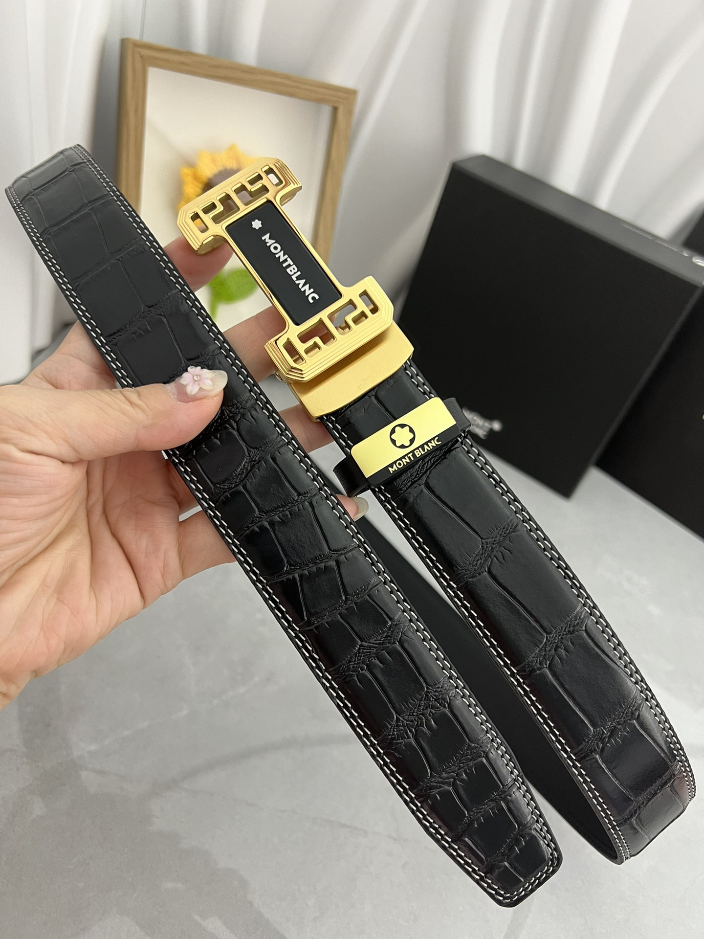 【厳選在庫】Montblanc ビジネスマン正装ベルト「全長約 100cm」