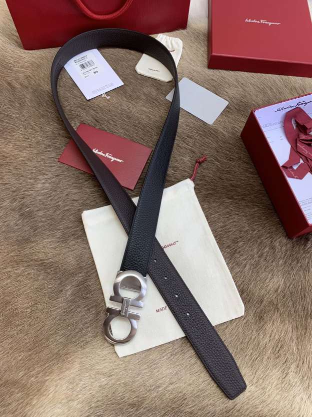 【新規倉庫入り】Salvatore Ferragamo 職人仕上げ高級ベルト「全長約 100cm」
