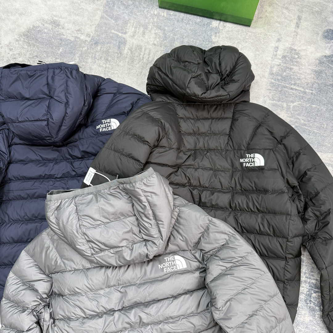 ザ・ノースフェイス メンズ フード付きダウンジャケット、ふんわりアウトドア登山ハイキング通勤ウェア