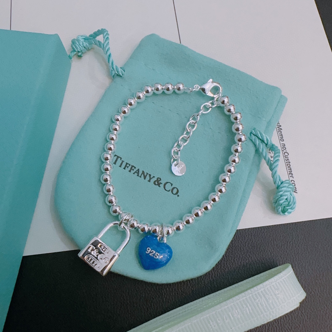 ティファニー「Tiffany & Co.」ポリッシュドシルバーリンク ブレスレット