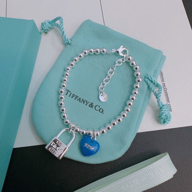 ティファニー「Tiffany & Co.」ポリッシュドシルバーリンク ブレスレット