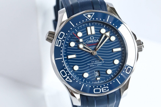 オメガ「Omega」シーマスター ダイバー300M 腕時計 42mm