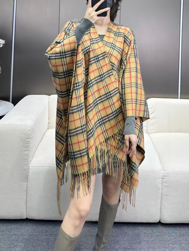 バーバリー「Burberry」チェック ウールカシミア ケープ 140x140cm