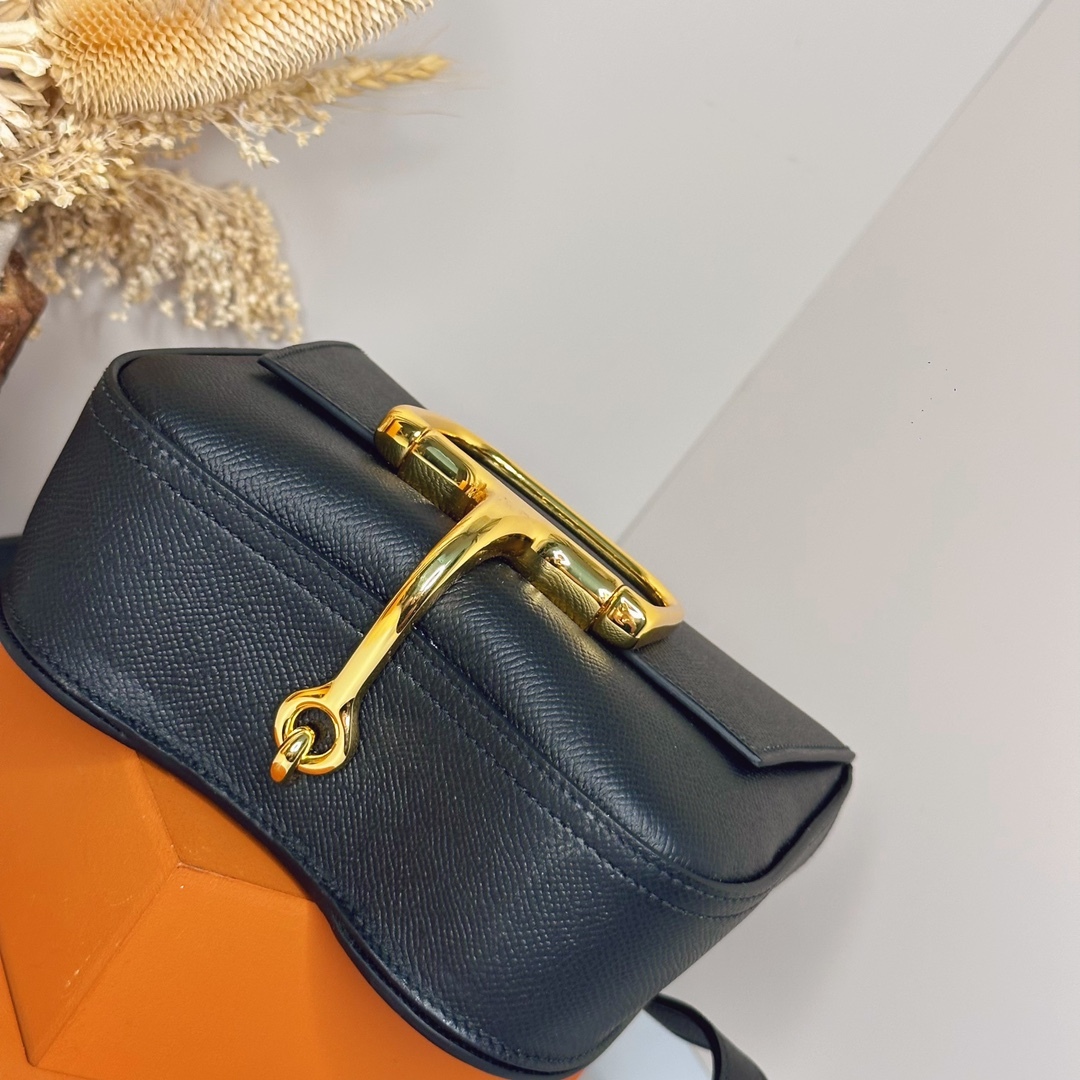 【厳選新入荷】エルメス Della Cavalleria Mini サドル金具クロスボディバッグ「乗馬モチーフ本革ショルダー」