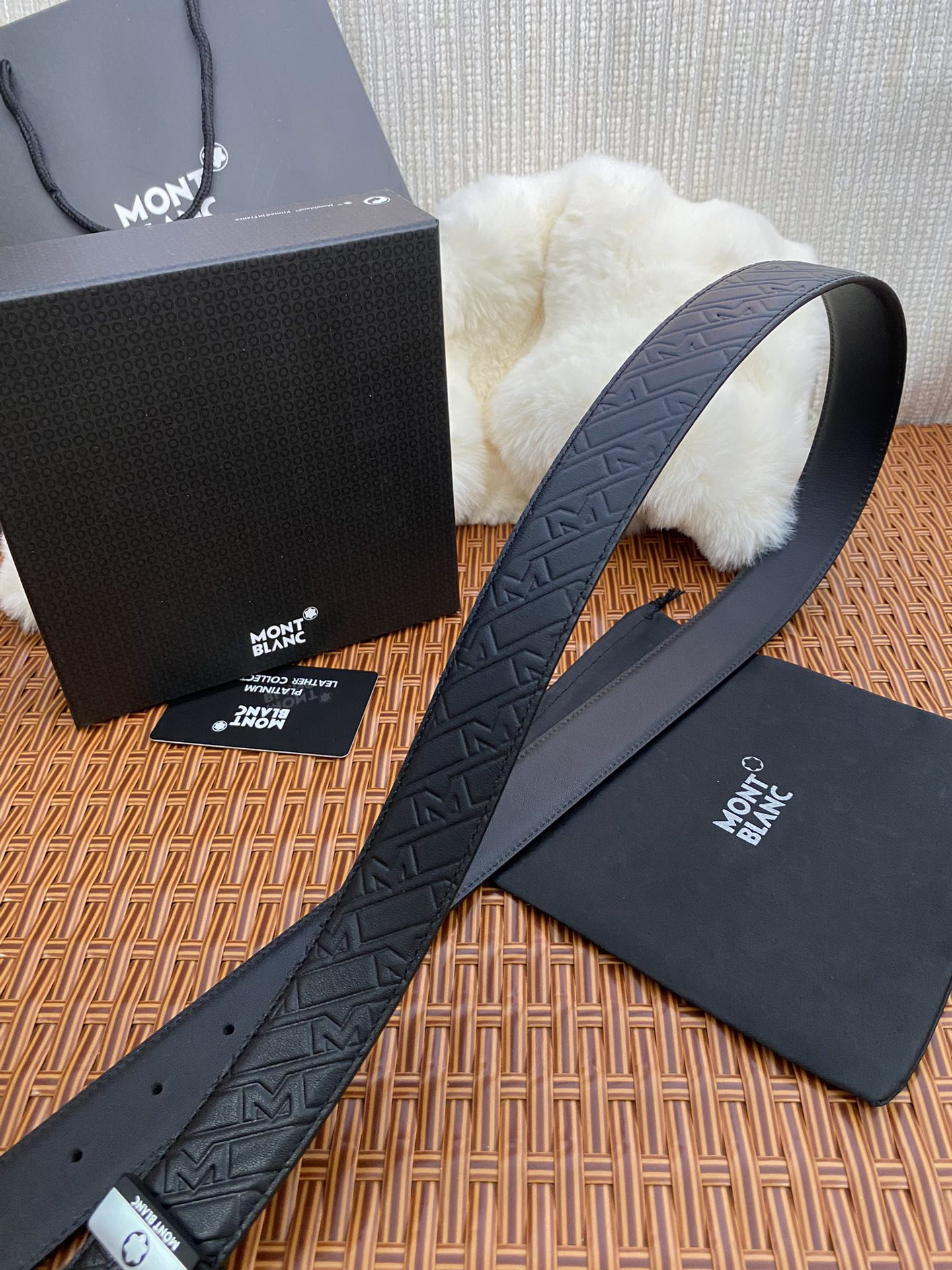 【厳選在庫】Montblanc ビジネスマン正装ベルト「全長約 100cm」