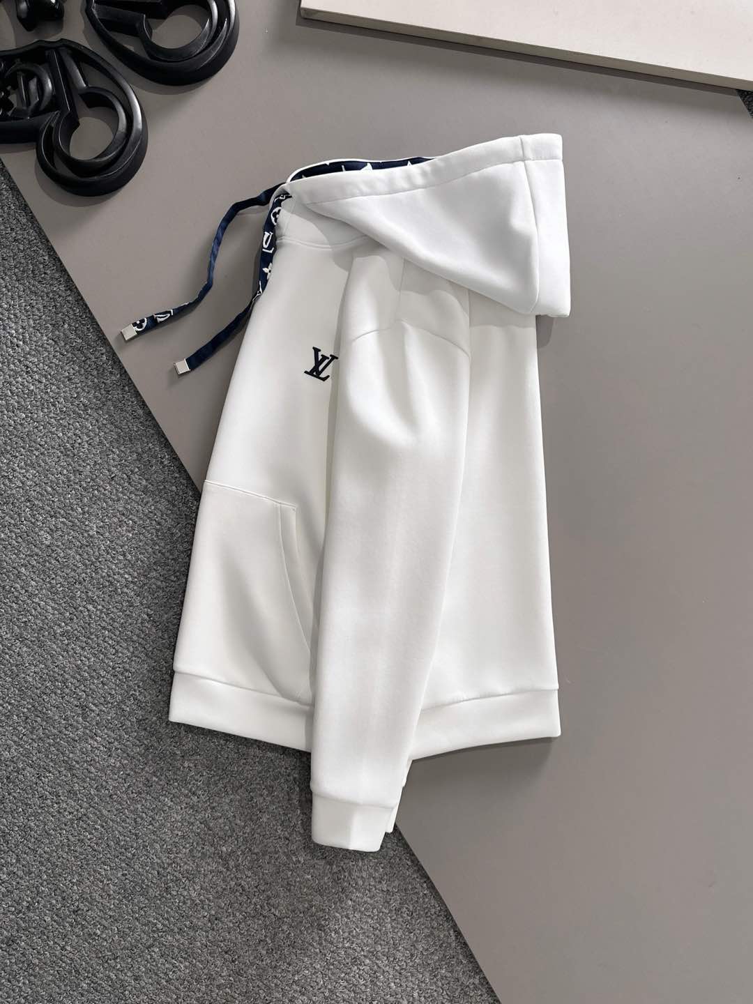 ルイ・ヴィトン「Louis Vuitton」パーカーシャツ