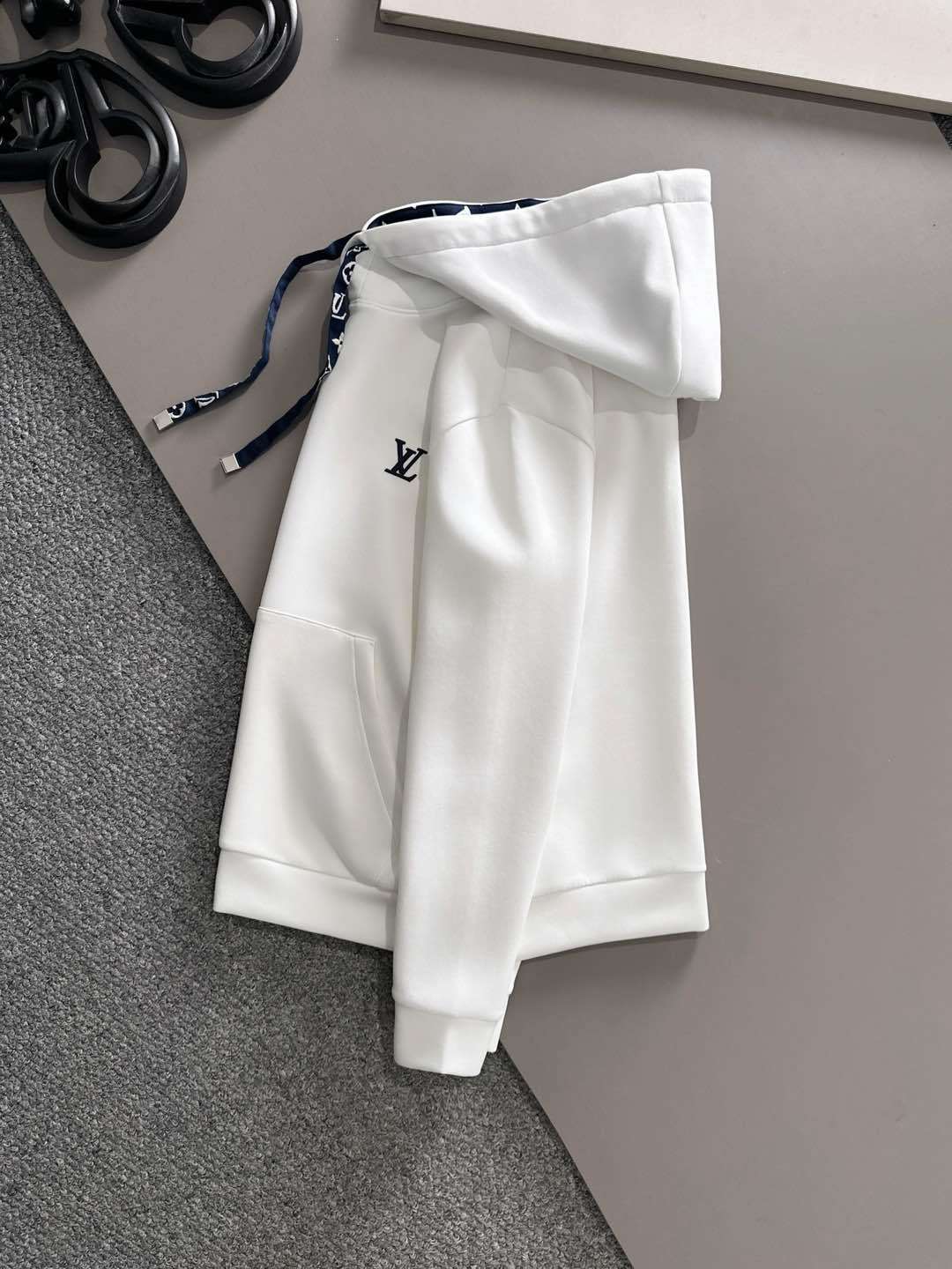 ルイ・ヴィトン「Louis Vuitton」パーカーシャツ