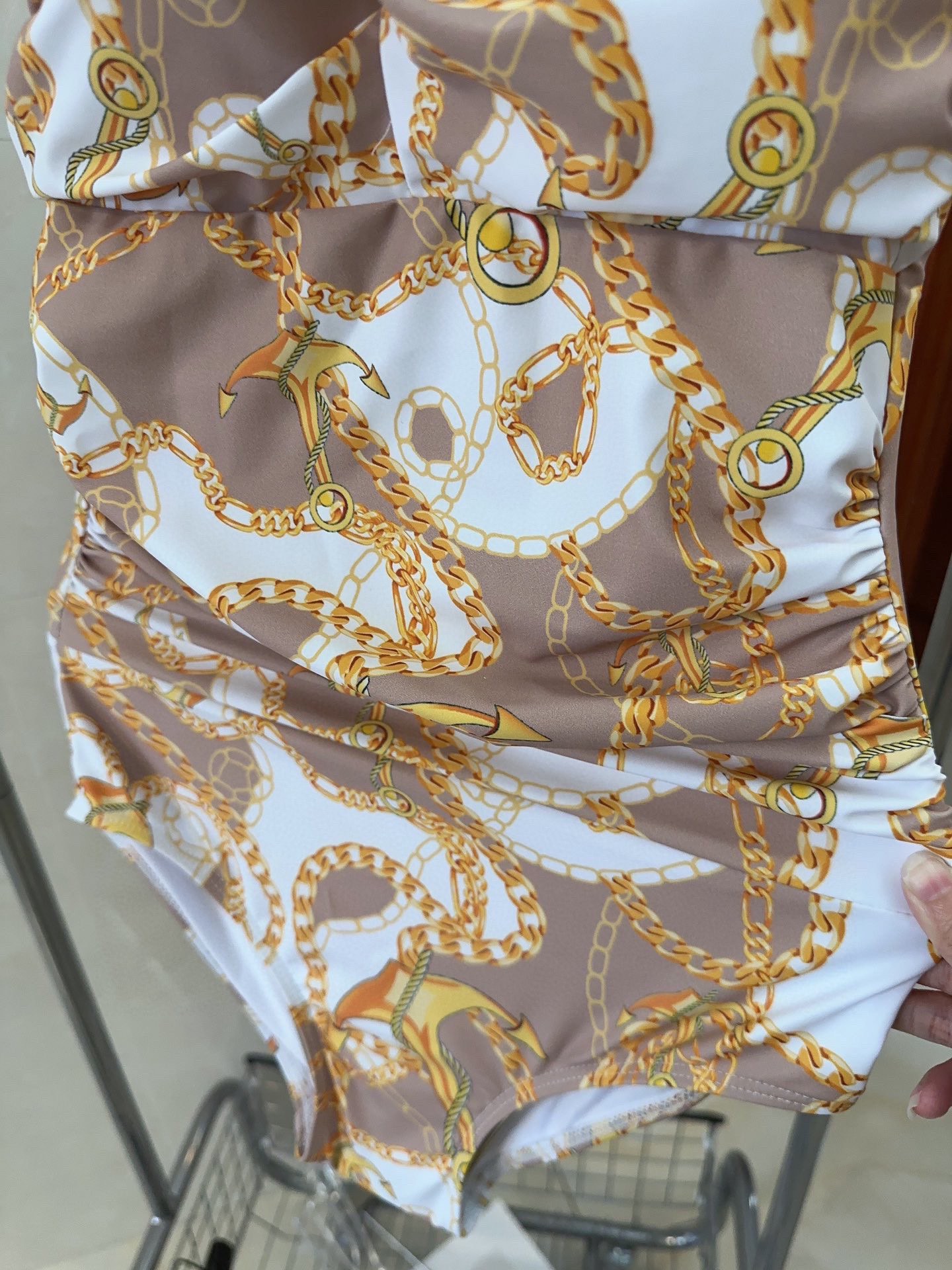 エルメス「Hermès」ワンピース水着「2025夏季限定・人気プレミアムスイム登場！」