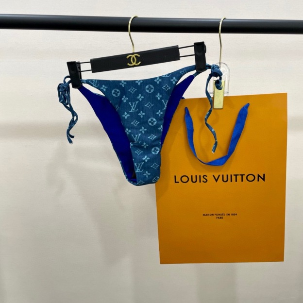 ルイ・ヴィトン「Louis Vuitton」セパレート水着「2025夏季限定・人気プレミアムスイム登場！」