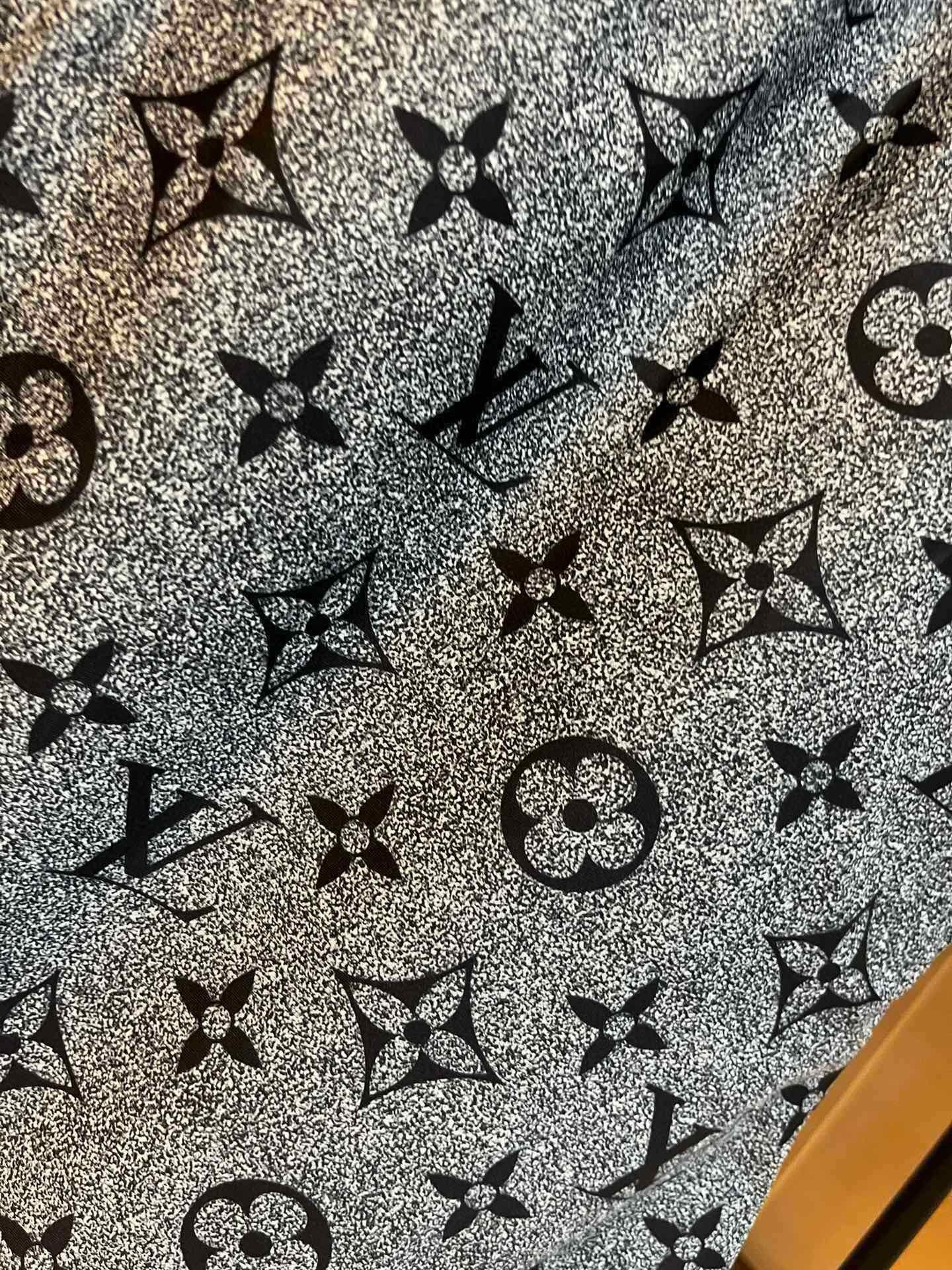 ルイ・ヴィトン「Louis Vuitton」ワンピース水着「2025夏季限定・人気プレミアムスイム登場！」