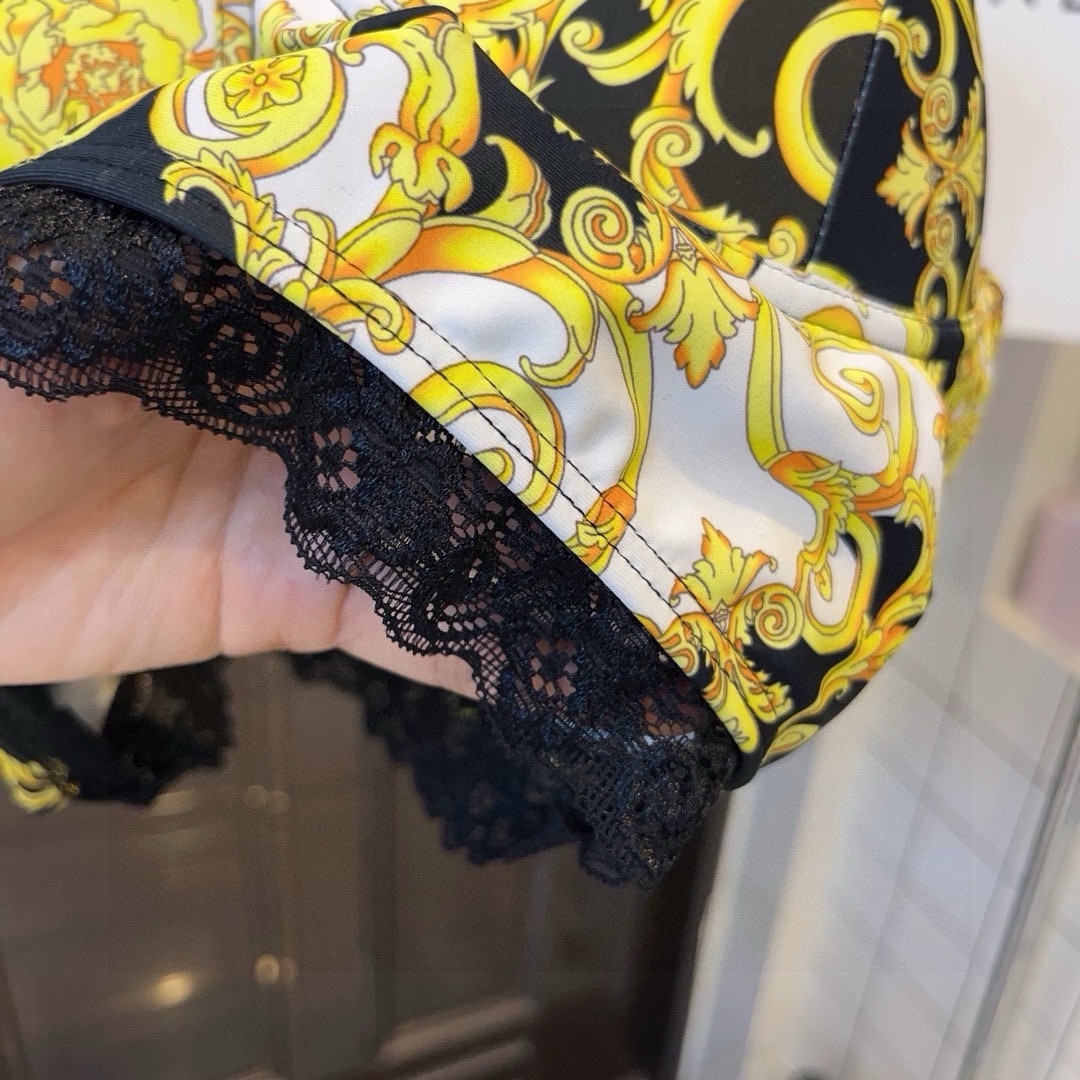 ヴェルサーチ「Versace」セパレート水着「2025夏季限定・人気プレミアムスイム登場！」