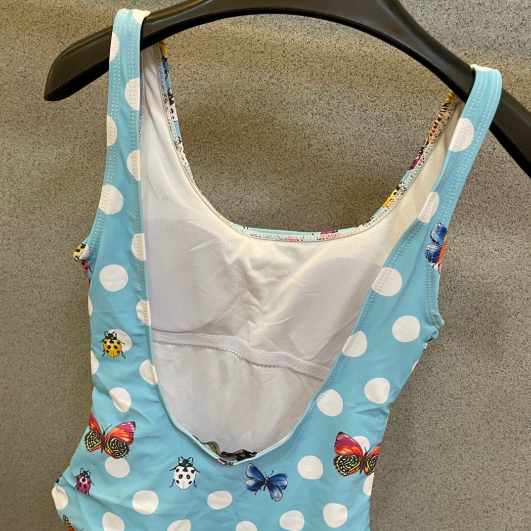 ヴェルサーチ「Versace」ワンピース水着「2025夏季限定・人気プレミアムスイム登場！」