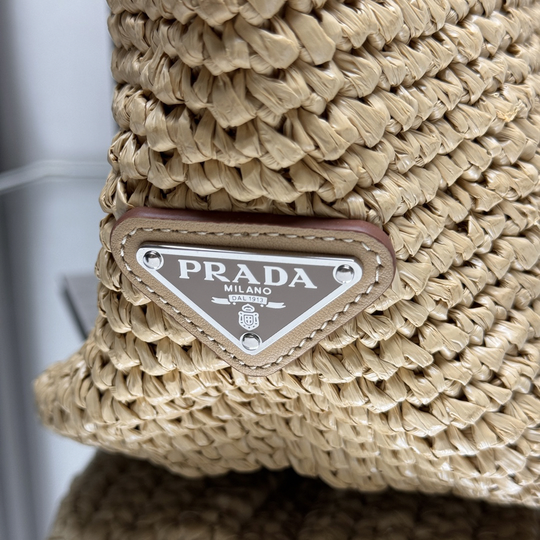 プラダ「Prada」 ラフィアファイバー トートバッグ トートバッグ