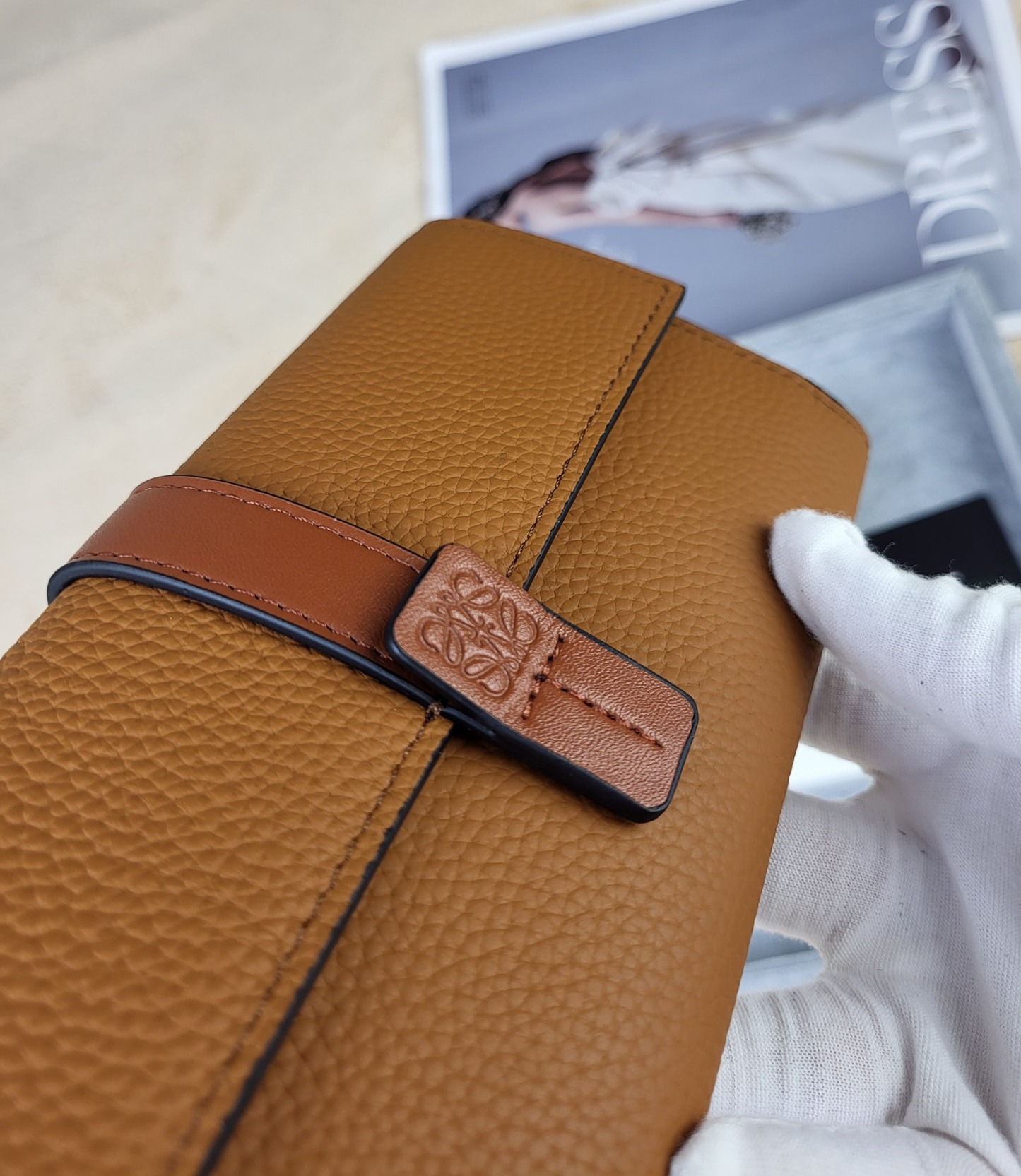 ロエベ「LOEWE」アナグラム コンティネンタル ウォレット 6色