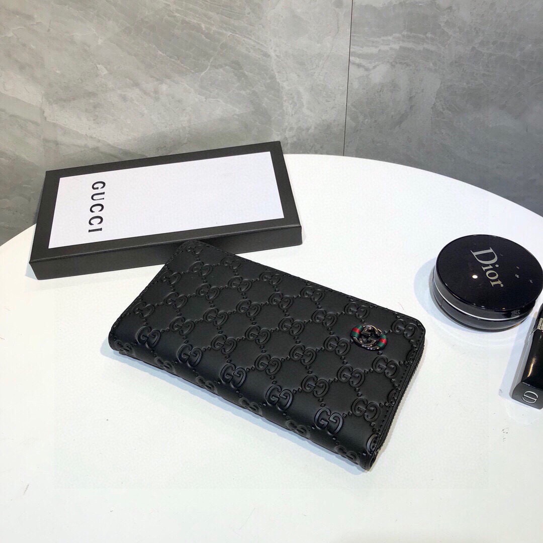 グッチ「Gucci」シグネチャー レザー ウェブ ジップアラウンドウォレット