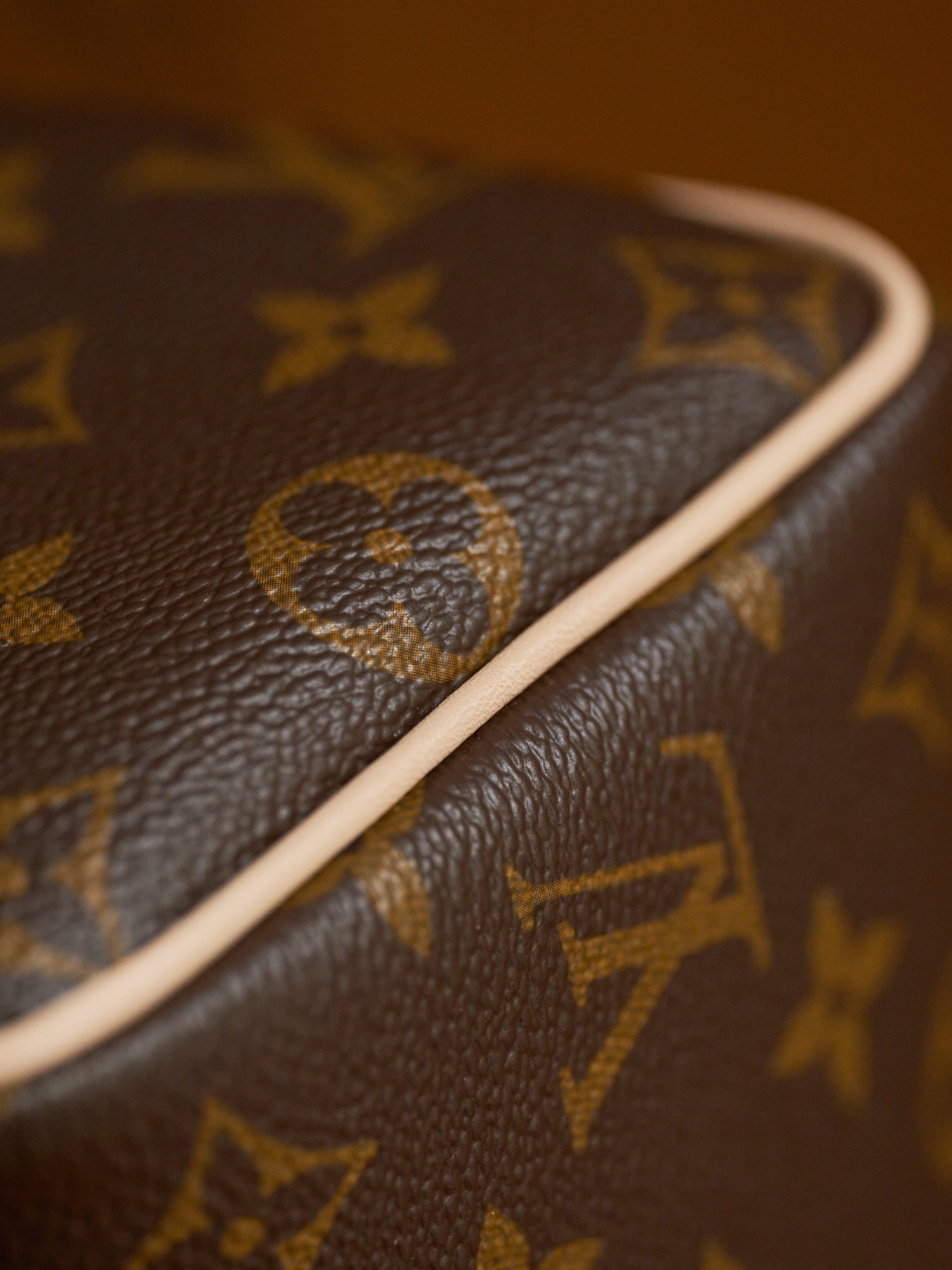ルイ・ヴィトン「LV x TM」スピーディ･バンドリエール 20