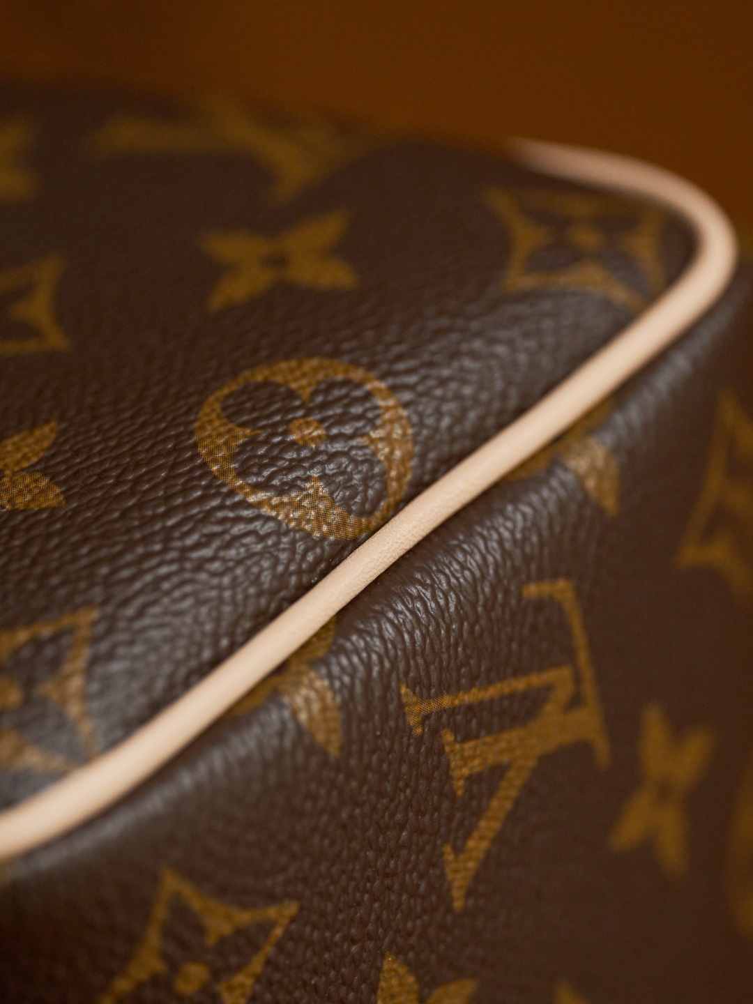 ルイ・ヴィトン「LV x TM」スピーディ･バンドリエール 20
