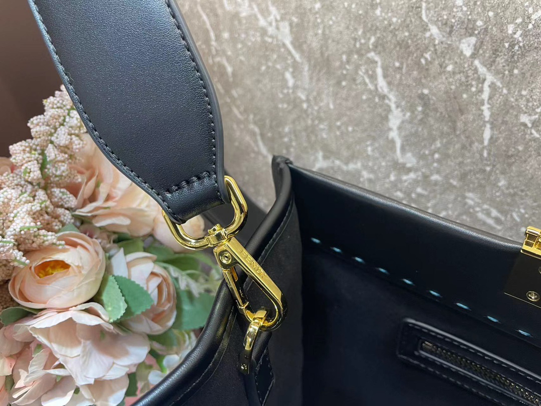 フェンディ「Fendi」Sunshine レザー ミディアム トートバッグ