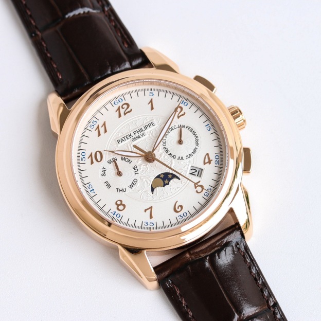 パテックフィリップ［Patek Philippe］コンプリケイテッド クロノグラフ  腕時計40MM