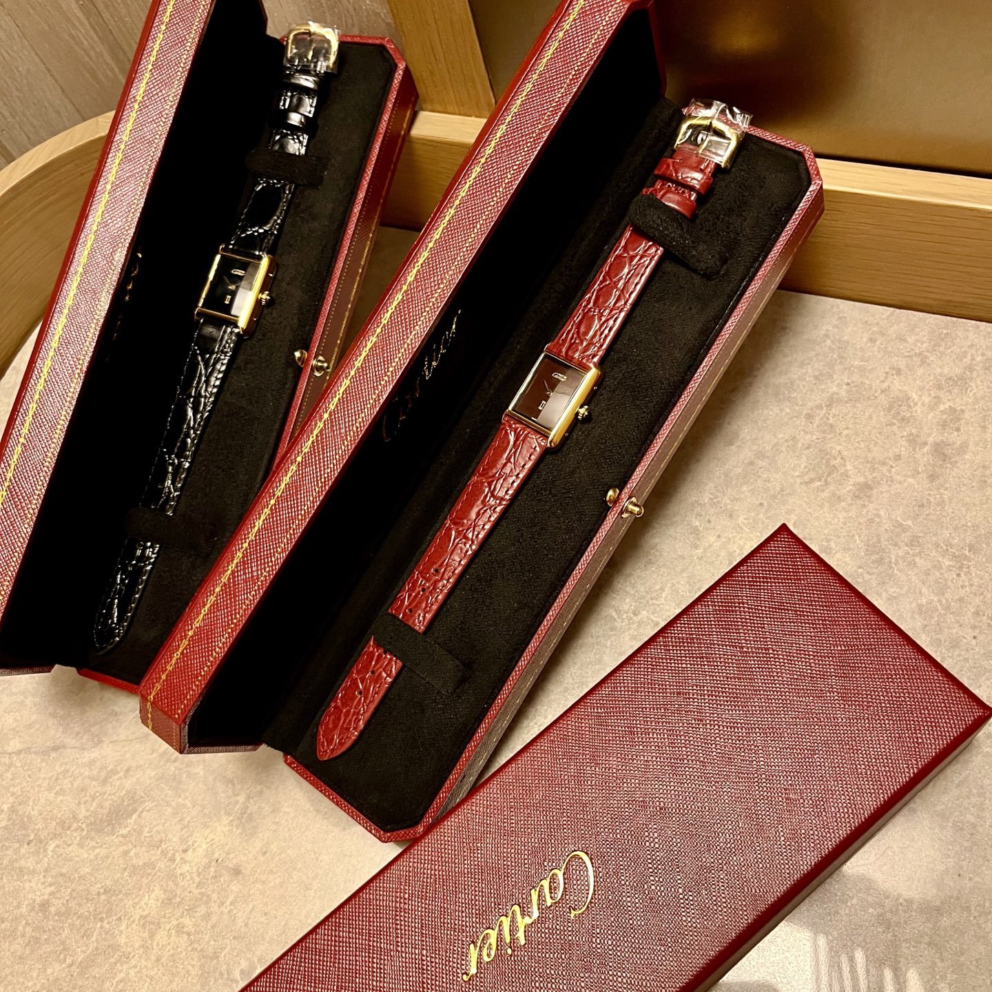 カルティエ［Cartier］タンク ムスト ドゥ 限定モデル 腕時計23*30MM