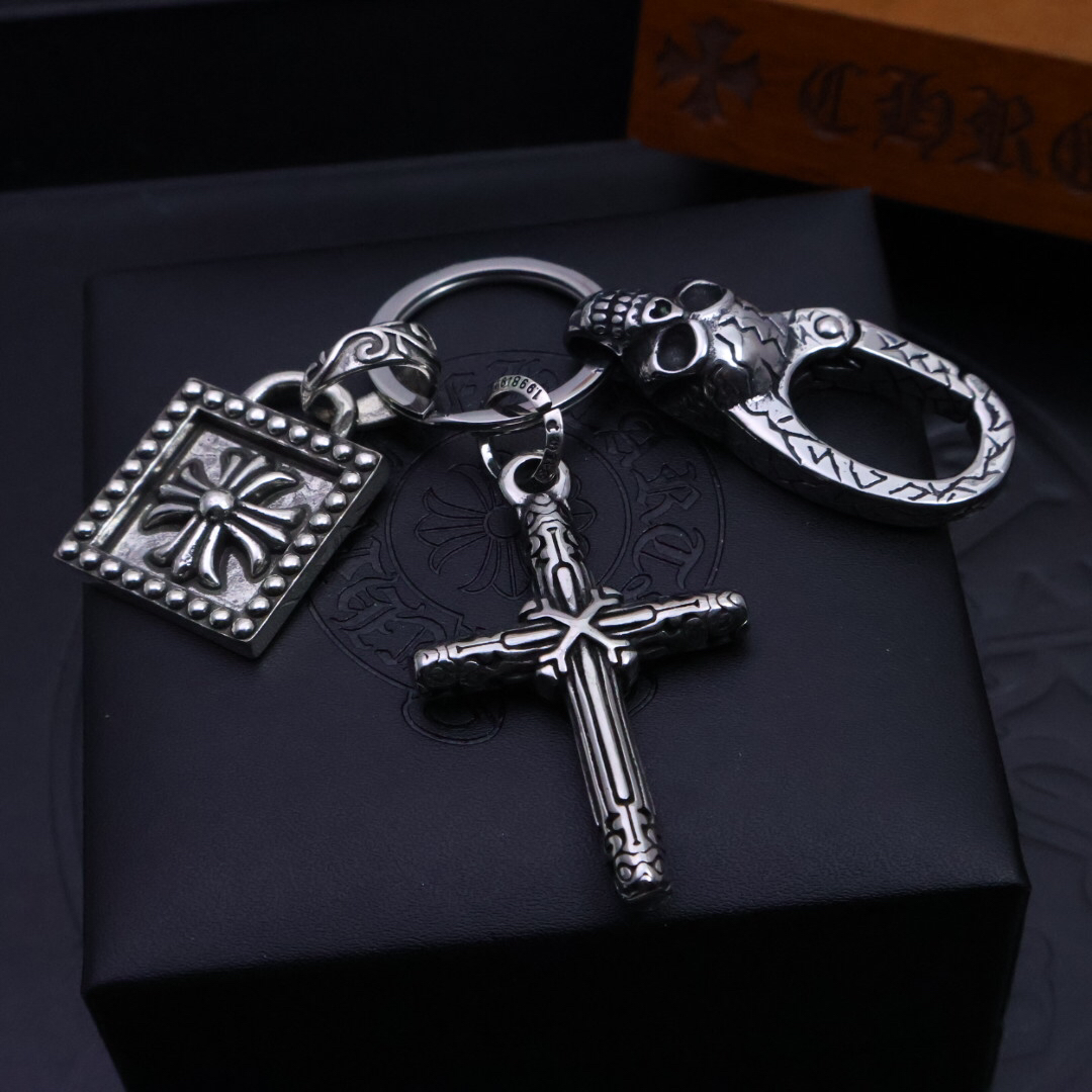 クロムハーツ「Chrome Hearts」キーホルダー＆バッグチャーム - トレンドシンボル