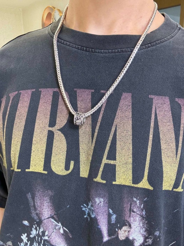 グッチ「Gucci」Anger Forest 双Gチェーン