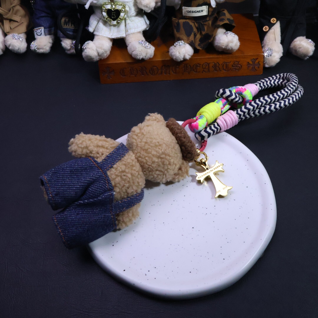 クロムハーツ「Chrome Hearts」バッグチャーム - すべてのトレンドバッグに合わせて、クールでキュートなスタイルを