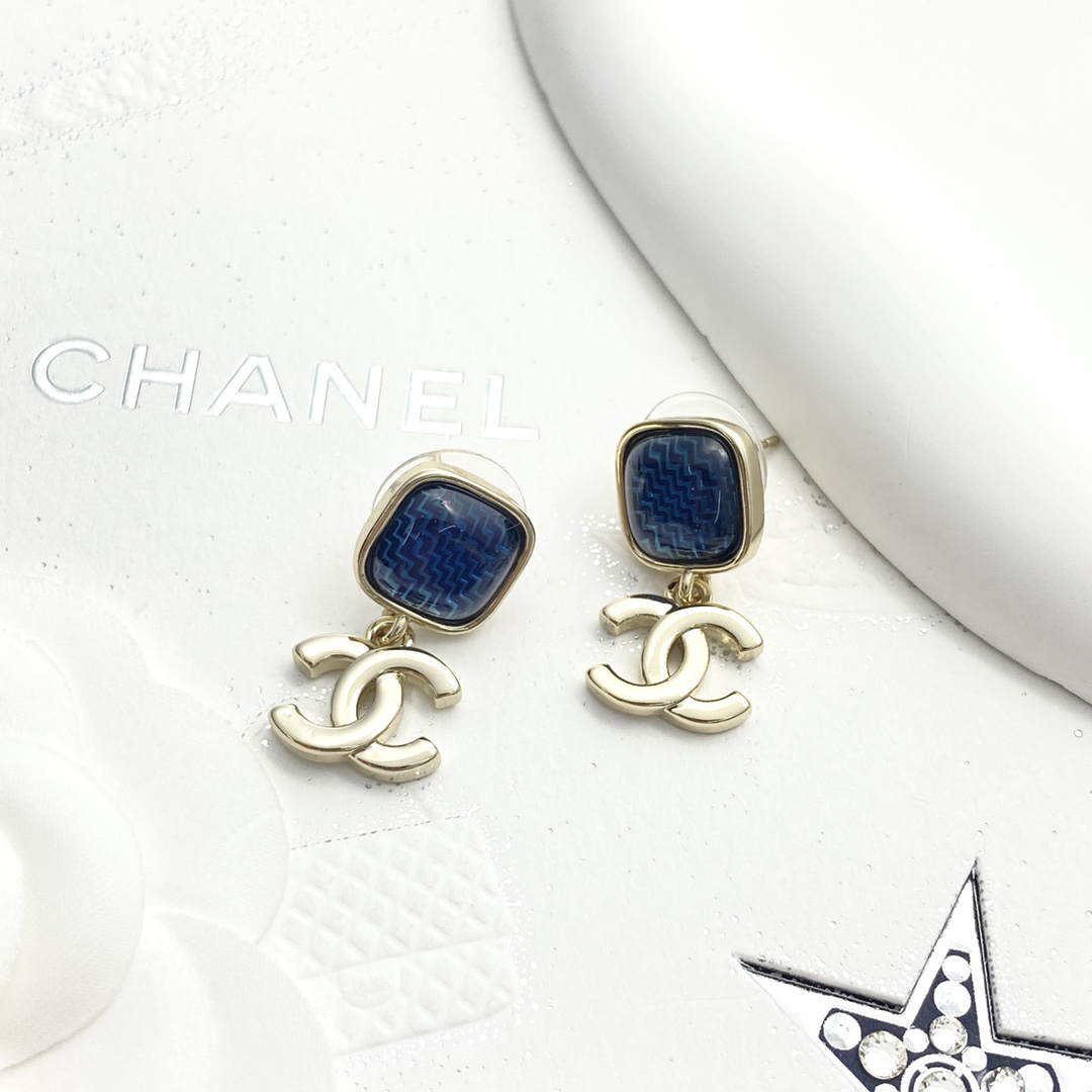 シャネル「Chanel」デニム キューブ ピアス