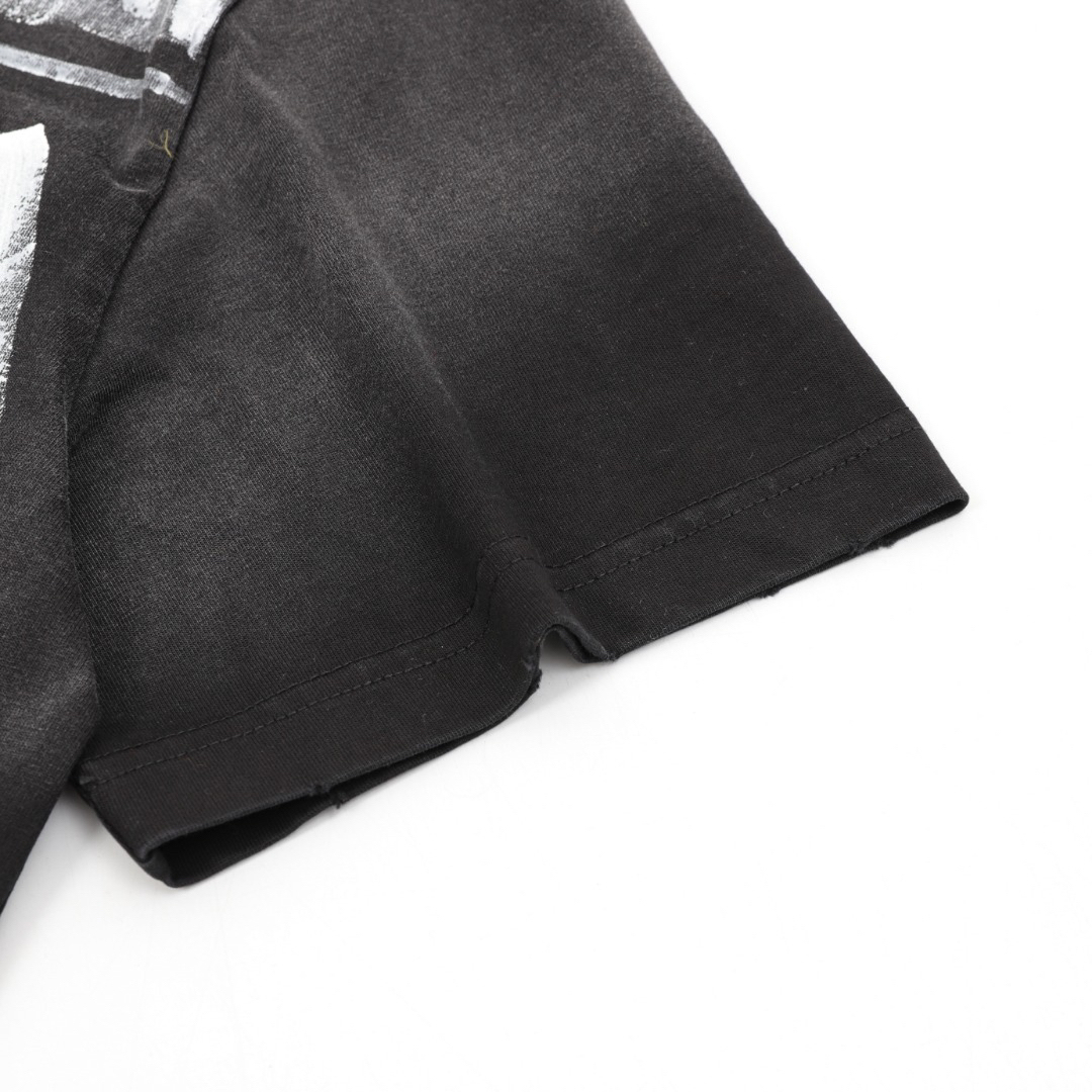 プラダ「Prada」 グラデーション ハンドペイント レター クルーネックTシャツ