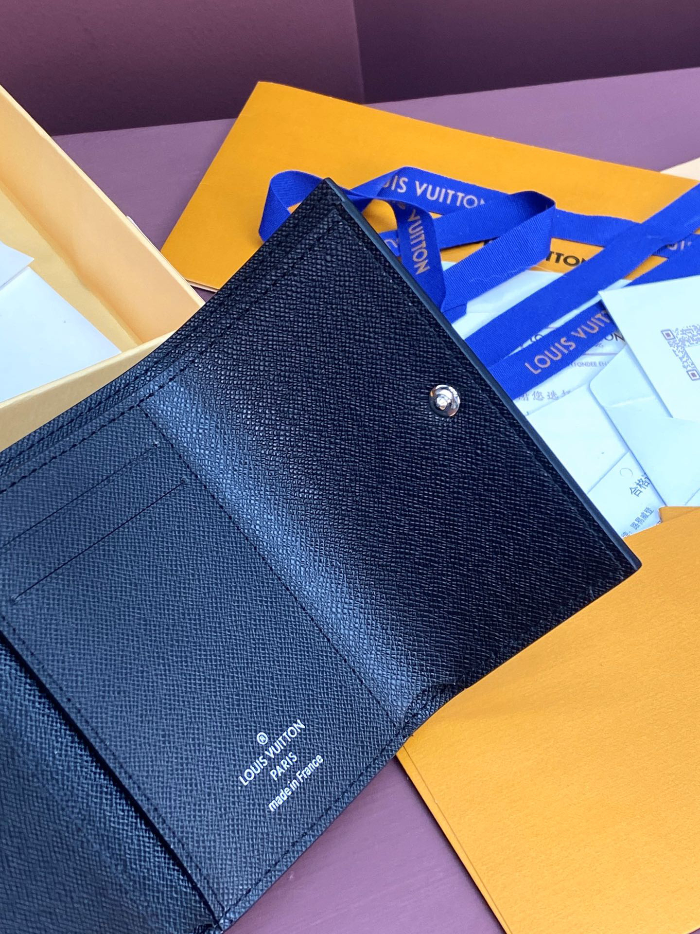 ルイ-ヴィトン(Louis Vuitton) ヴィクター･ウォレット