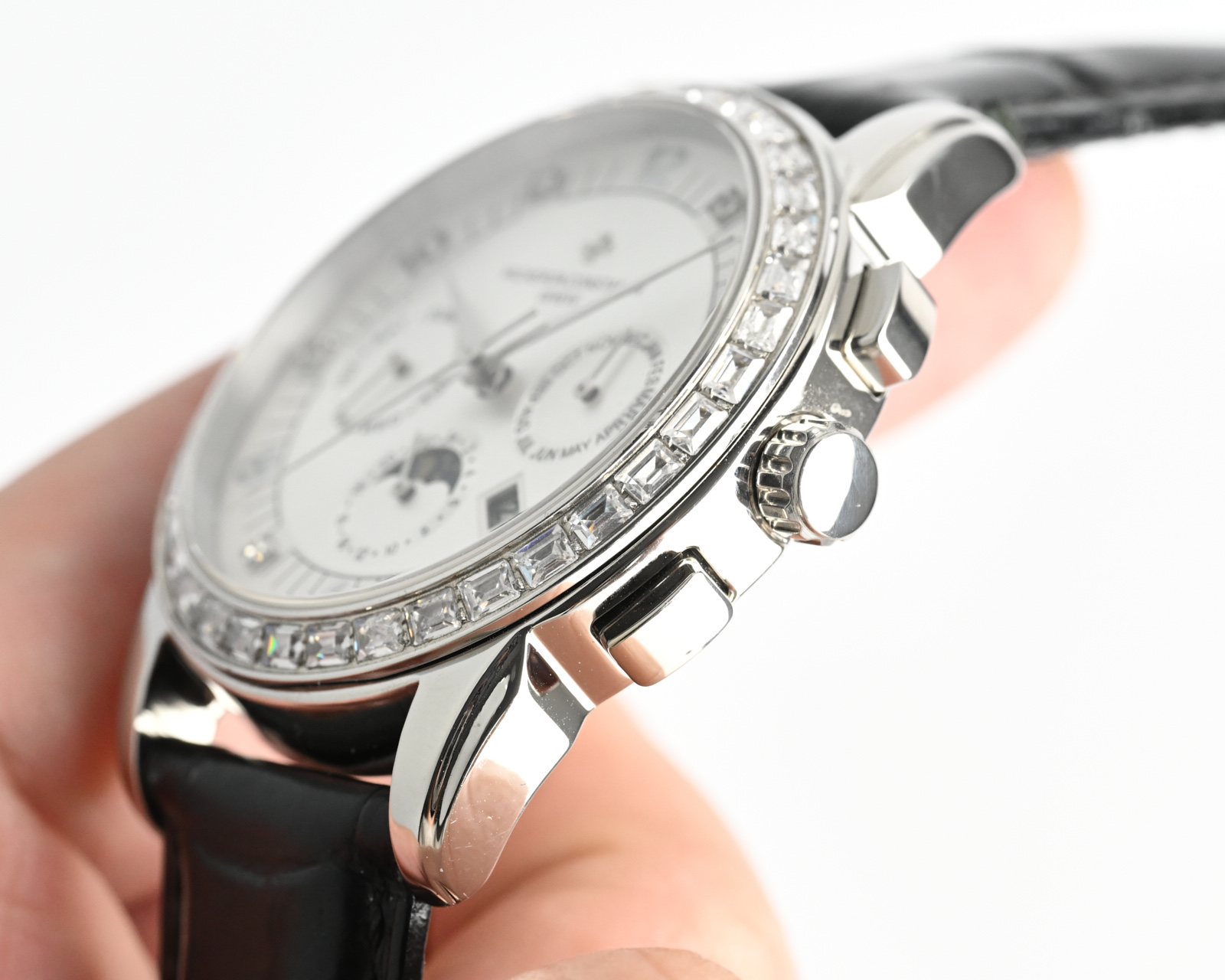 ヴァシュロン・コンスタンタン［Vacheron Constantin］タン Patrimony Traditionnelle 伝承シリーズ 自動機械式腕時計41MM