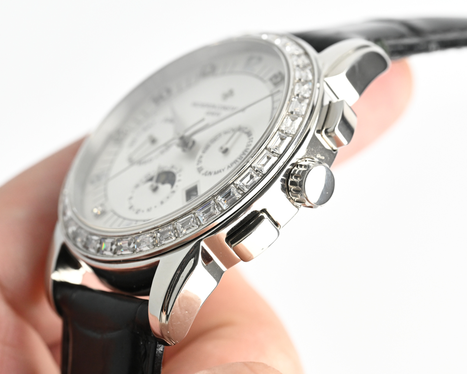 ヴァシュロン・コンスタンタン［Vacheron Constantin］タン Patrimony Traditionnelle 伝承シリーズ 自動機械式腕時計41MM