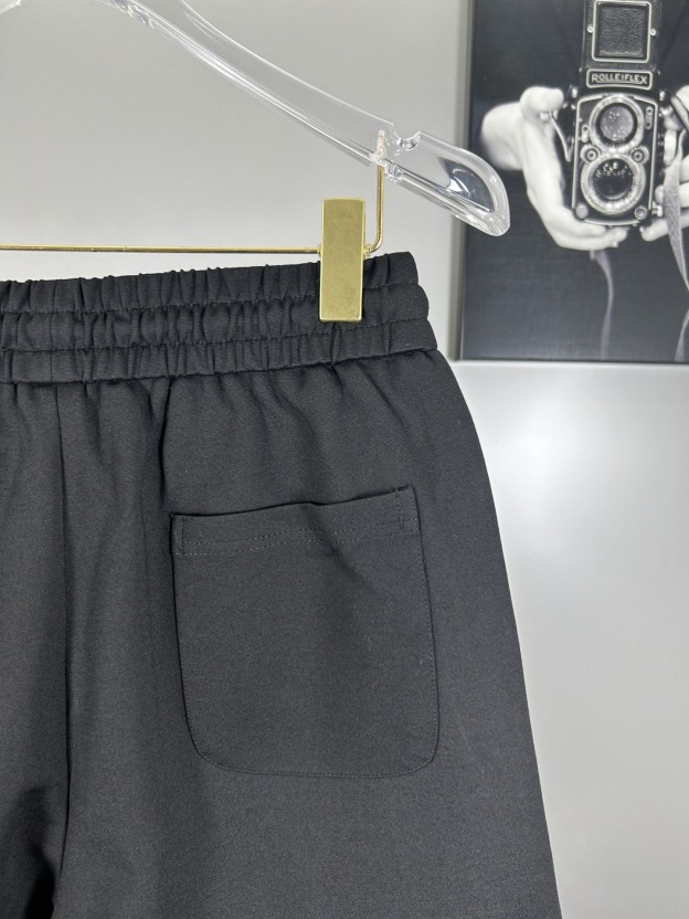 ヴァレンティノ「Valentino」2025 春夏コレクション ミニマル ウェビング スポーツショーツ