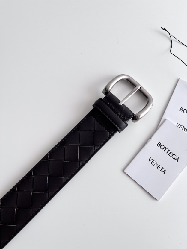 ボッテガ ヴェネタ「Bottega Veneta」 イントレッチオ ワイドベルト100CM