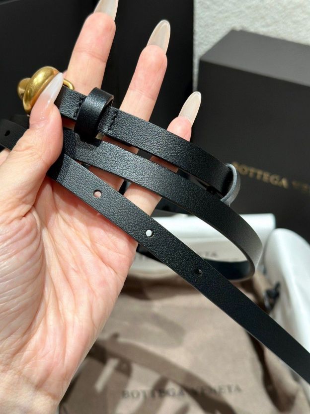 ボッテガ ヴェネタ「Bottega Veneta」ノットベルト レディース100CM