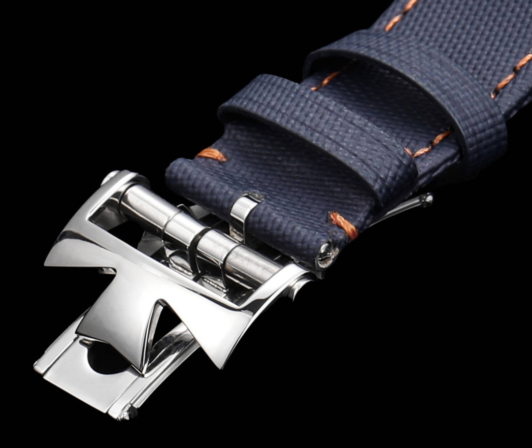 ヴァシュロン・コンスタンタン［Vacheron Constantin］ オーバーシーズ デュアルタイム メンズ腕時計40MM