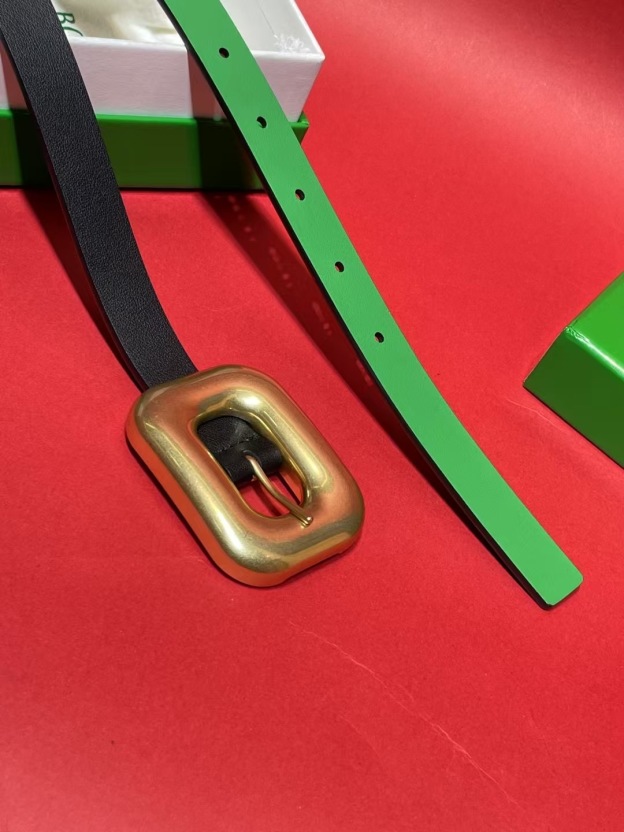 ボッテガ ヴェネタ「Bottega Veneta」 ヴィンテージ ピンバックル ベルト100CM