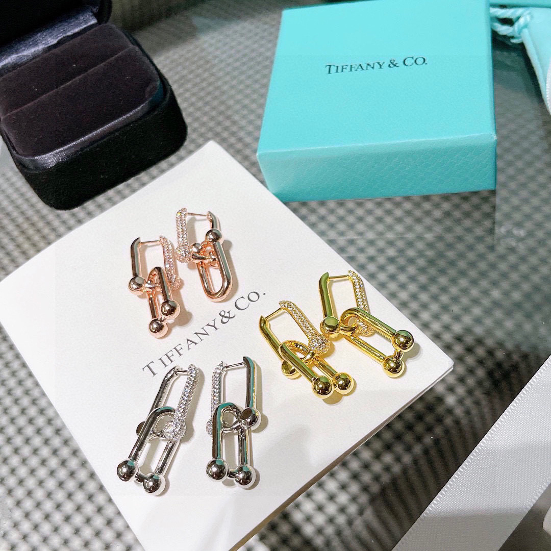 ティファニー「Tiffany & Co.」 HardWear ダブルリンク ハーフダイヤモンドイヤリング
