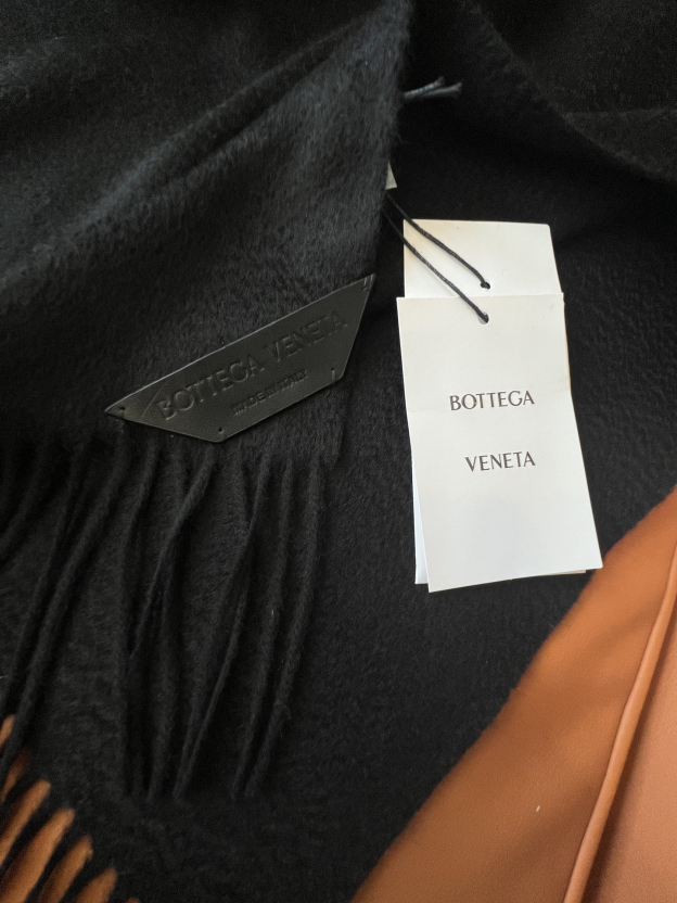 ボッテガ ヴェネタ「Bottega Veneta」プレミアム キャシュミール ラージマフラー35x200cm