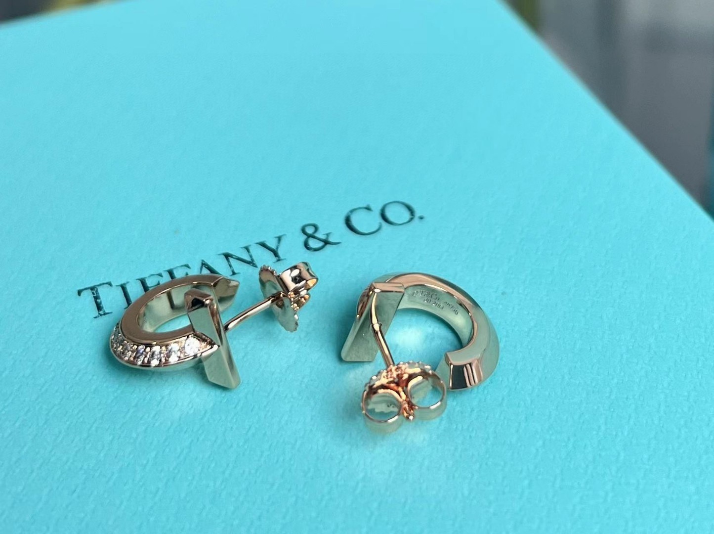 ティファニー「Tiffany & Co.」Setting シングルダイヤモンドスタッドピアス