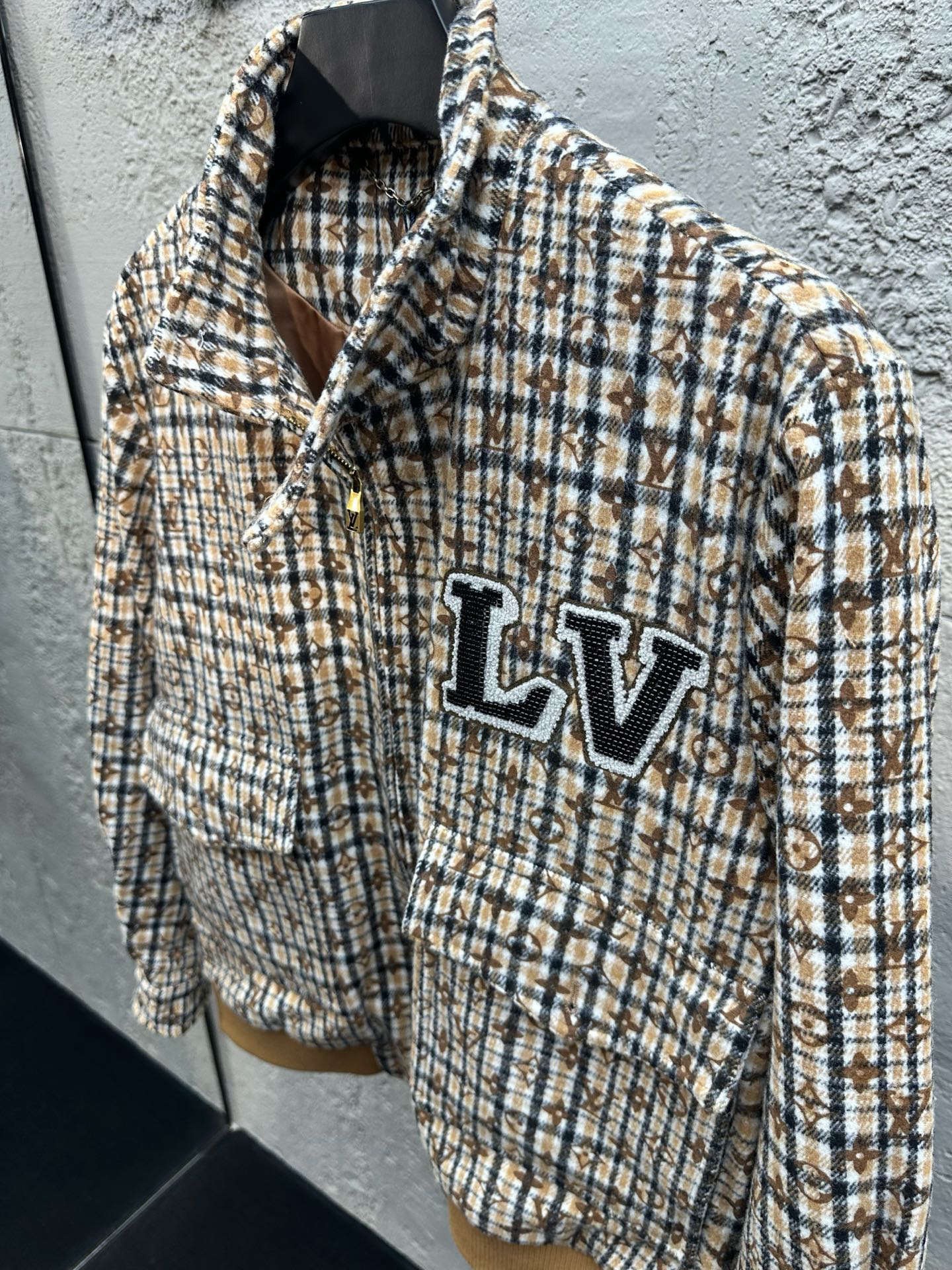 ルイ・ヴィトン「Louis Vuitton」モダンベースボールジャケット
