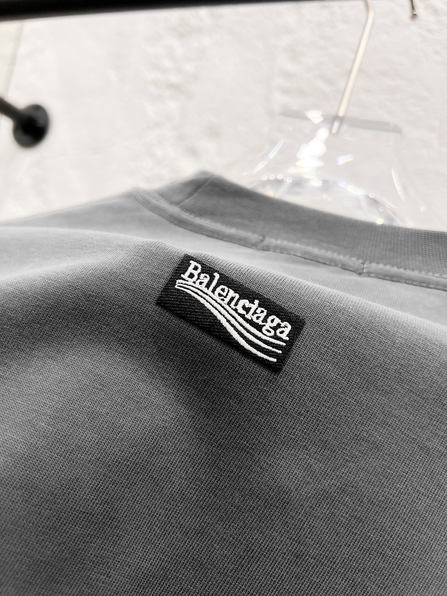 バレンシアガ「Balenciaga」ハイネックプレミアムコットン半袖Tシャツ