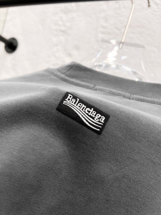 バレンシアガ「Balenciaga」ハイネックプレミアムコットン半袖Tシャツ