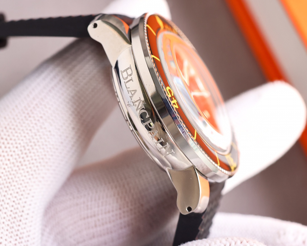 ブランパン「Blancpain」フィフティ・ファゾム「No Radiations」限定版自動巻きダイバーズウォッチ40.3mm