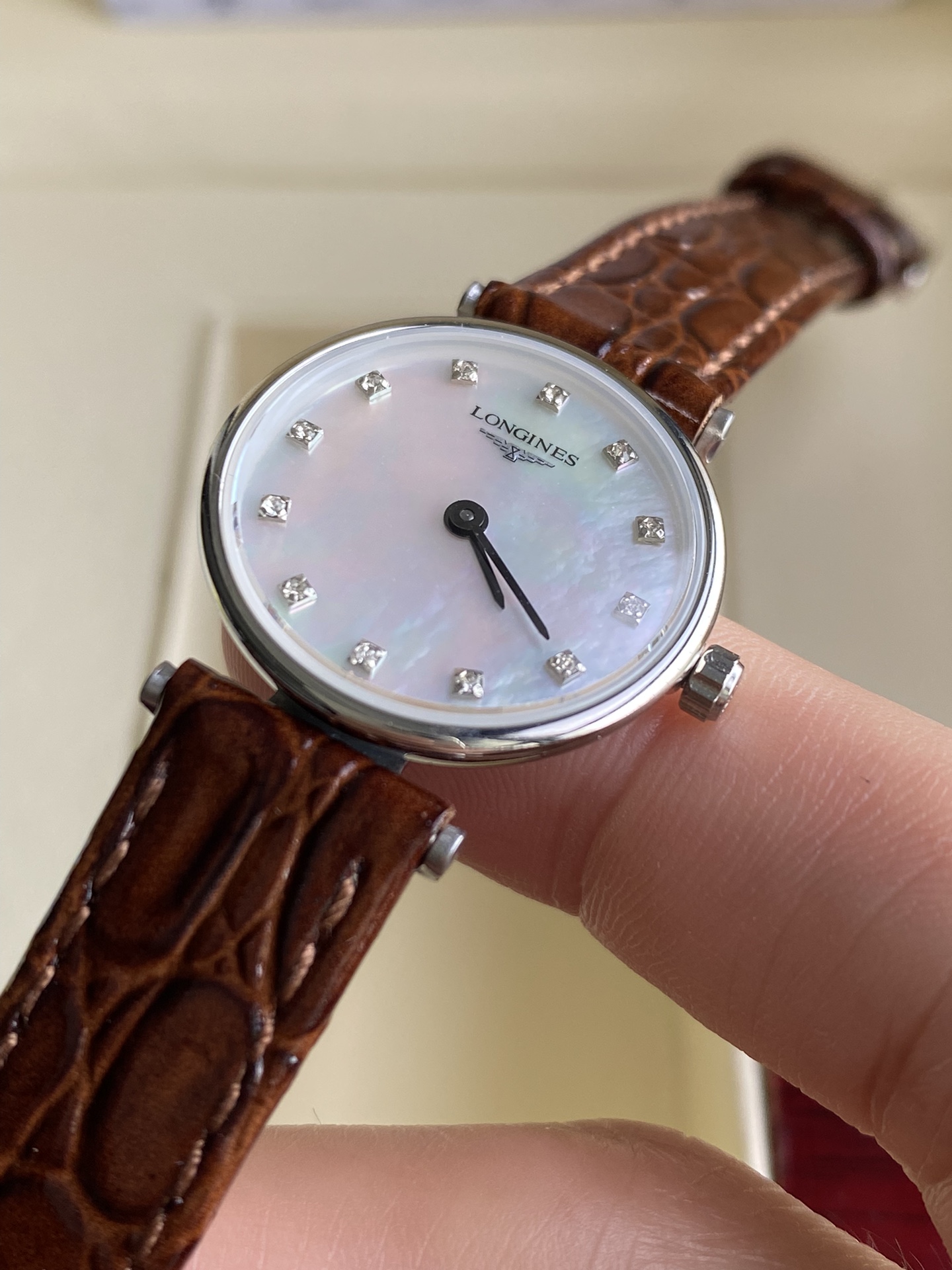 ロンジン「Longines」ラ・グランドクラシック ドゥ ロンジンレディース クォーツウォッチ 32mm