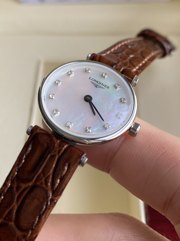 ロンジン「Longines」ラ・グランドクラシック ドゥ ロンジンレディース クォーツウォッチ 32mm